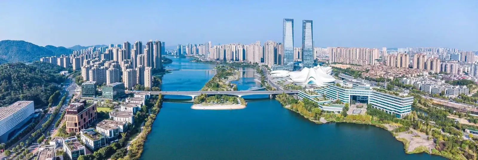 麓瞳智能办公与研发环境